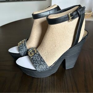 GBG Los Angeles Black Heeled Sandals Women’s Size 8.5